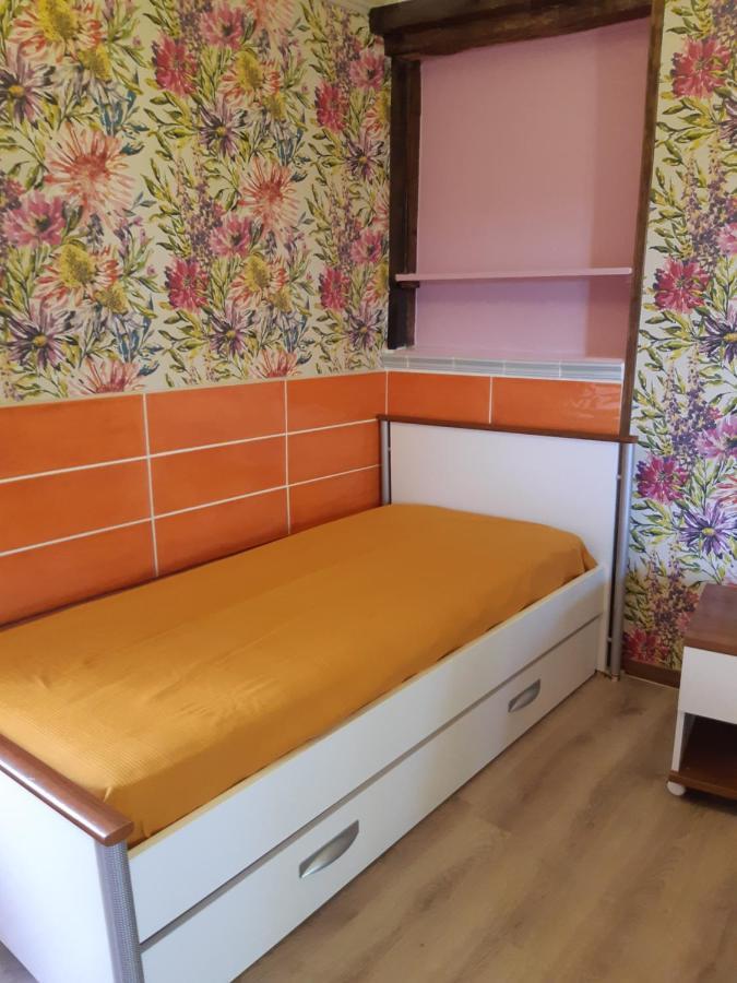 Chambre Familiale Avec Piscine Chauffee Et Jacuzzi Bernadets-Debat Екстер'єр фото